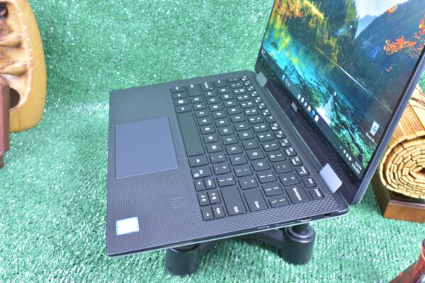 DELL XPS 2IN1 9365 INTEL i7-7Y75 CPU 3.6 GHZ 1TB (SSD) 16GB (RAM) (REFURBISHED) - Image 7
