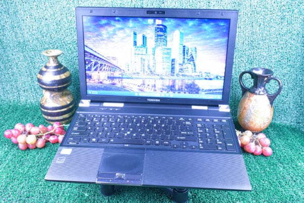 Toshiba Tecra R950 Intel(R) Core(TM) i5-3340M 2.70Ghz 480GB(SSD)-12GB(RAM) (REFURBISHED) - Image 5