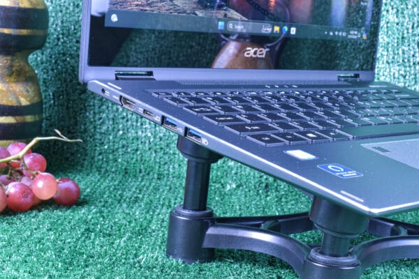 Acer Spin 5 Series 2in1 Intel (R) Core(TM) i7-8550U (QUAD-CORE) 1.80Ghz -1TB(SSD) 8GB(RAM) (REFURBISHED) - Image 3