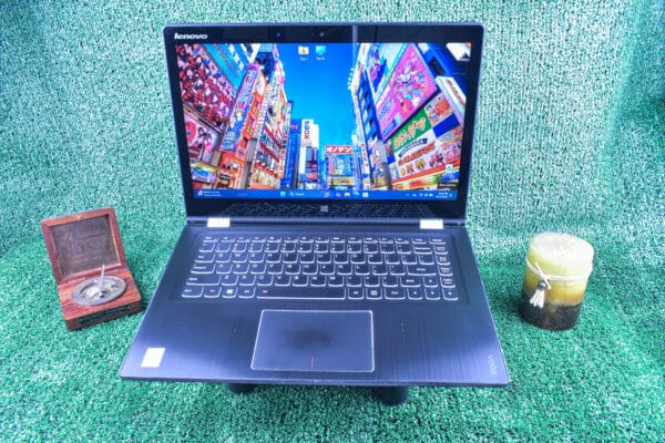 Lenovo Yoga 3 , 2in1 Intel(R) Core(TM) i5-5200U-2.50Ghz 8Gb RAM- 800GB(SSD) (REFURBISHED)