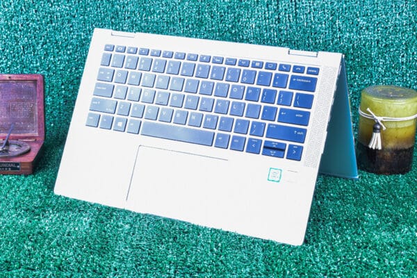 HP ELITEBOOK X360 1030 G4 - 2in1 Intel(R) CORE i5-8260u 1TB(SSD)-8GB(RAM) (REFURBISHED) - Image 8