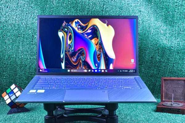 ASUS ZENBOOK UX431FN Intel(R) Core(TM) i7-8565U 1.80Ghz (QUADCORE) -16GB(RAM) 760GB X2(SSD) (REFURBISHED)