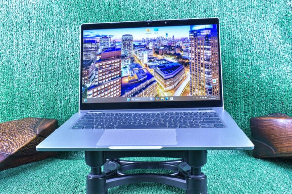 DELL LATITUDE 5320 Intel Core i7-1185G7. 2in1 1TB -16GB(RAM). (REFURBISHED)