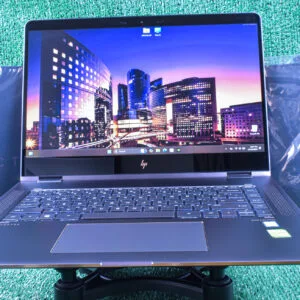 HP Spectre X360 GOLD - 2in1 Intel(R) CORE i7-7500u 1TB(SSD)-24GB(RAM) (REFURBISHED)