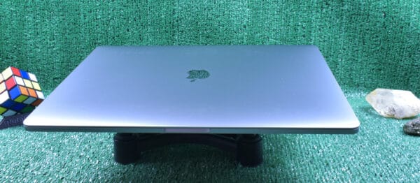 MACBOOK PRO A1990 intel i9 Turbo Boost HEXA-CORE_512GB(SSD)-32GB(RAM)_REFURBISHED - Image 10